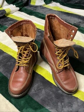 Vintage 70s Thom McAn Romania Leather Moc Toe Work Boots Size 9
